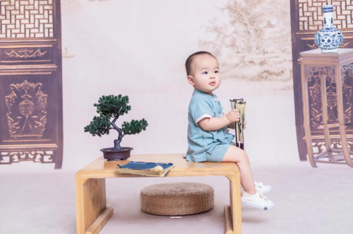 北京孕妇肚子上的黑线